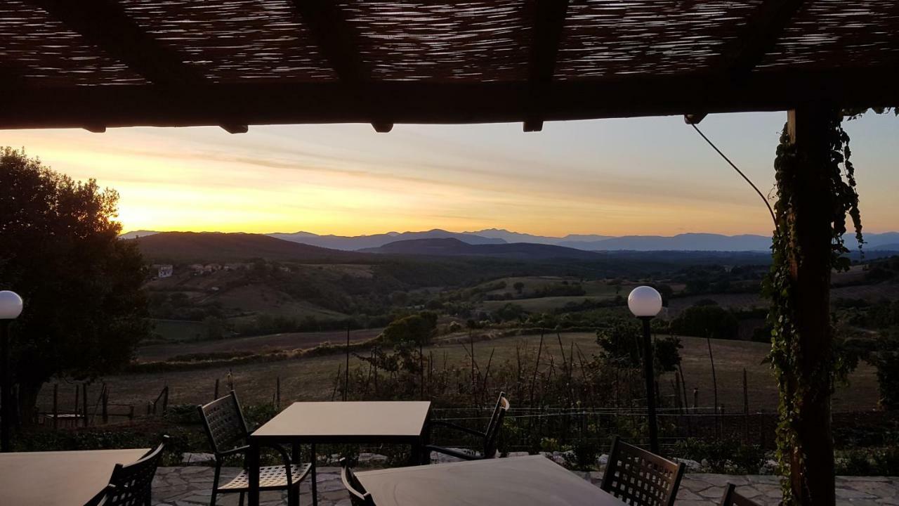 Cerqueti Farm stay *